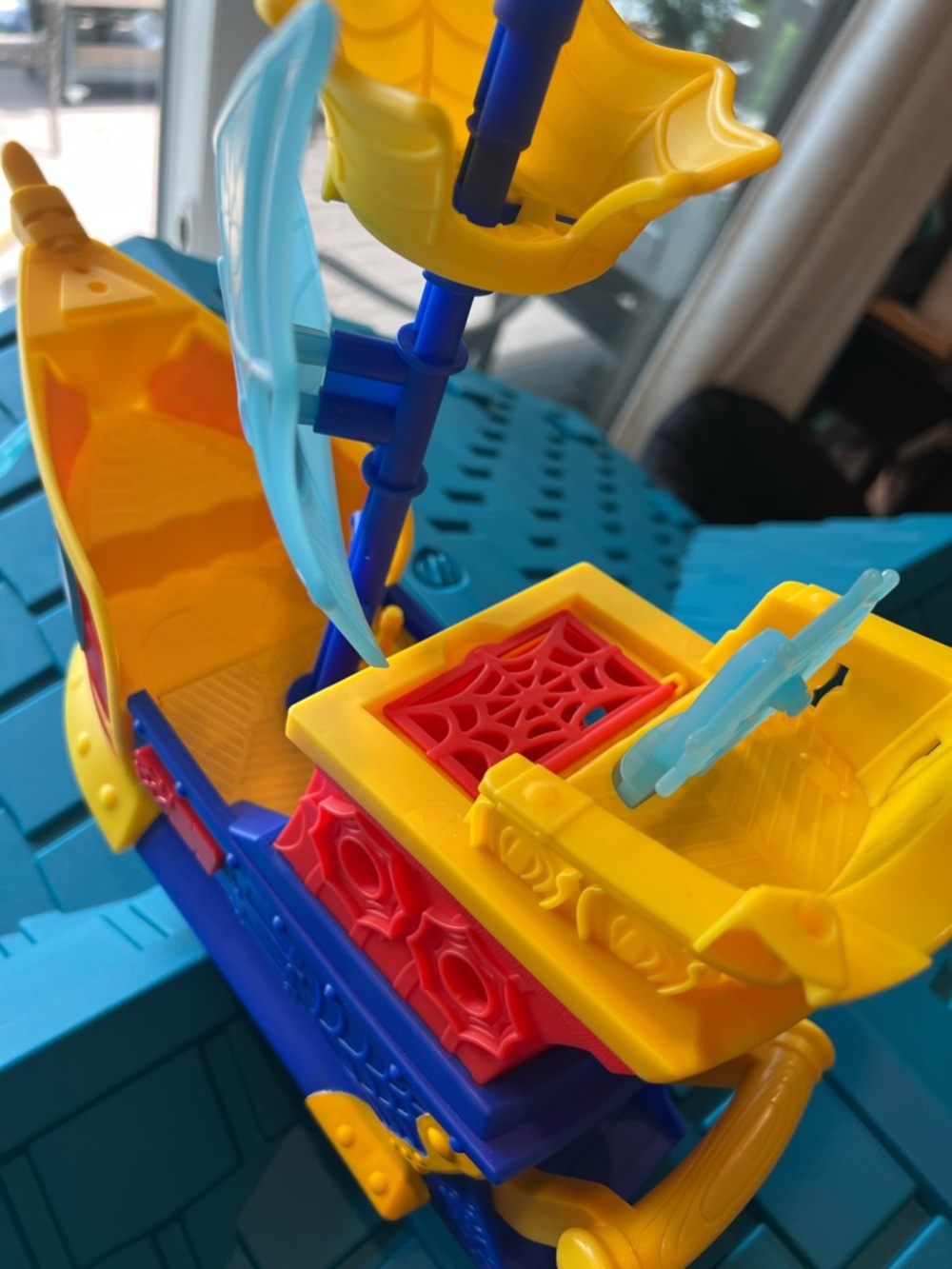 Hasbro Spidey and His Amazing Friends Water-Webs Webs Ahoy Bubble Pirate Ship - Picture 2 of 3
